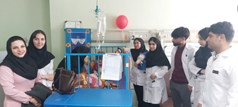 به مناسبت هفته کتاب و کتابخوانی با همت کانون پرورش فکری کودکان و نوجوانان و دانشکده پرستاری و مامایی کتابخوانی و اهدا کتاب انجام شد.